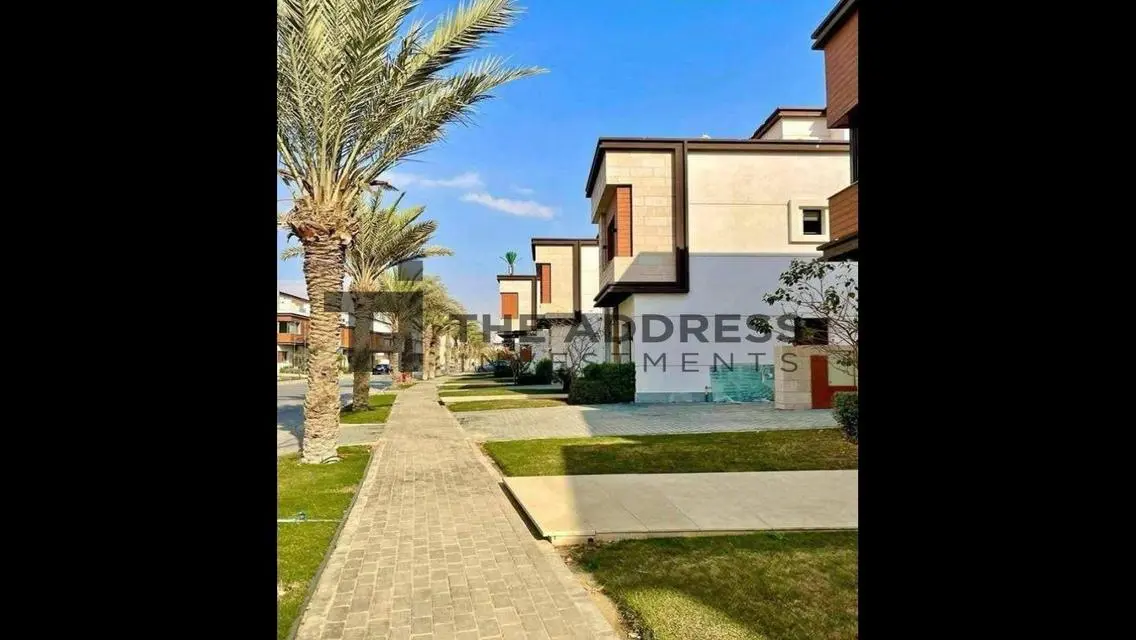 Stunning Villa for Sale with Private Garden and Pool