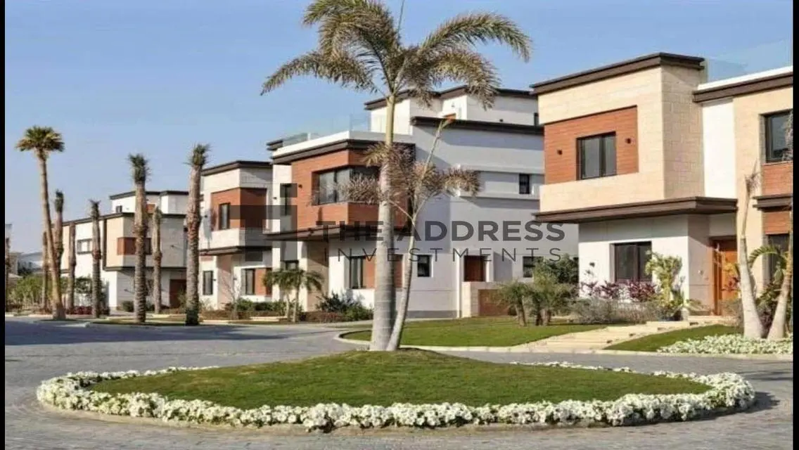 Stunning Villa for Sale with Private Garden and Pool