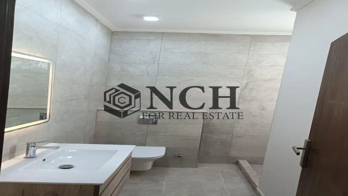 شقه ارضي بجاردن  - مطبخ وتكييفات - اول سكن