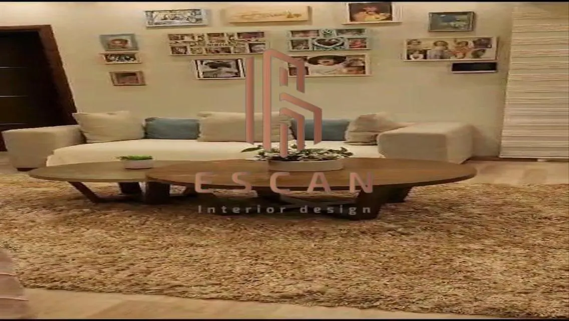 فيلا فاخرة للبيع بإطلالة ساحرة