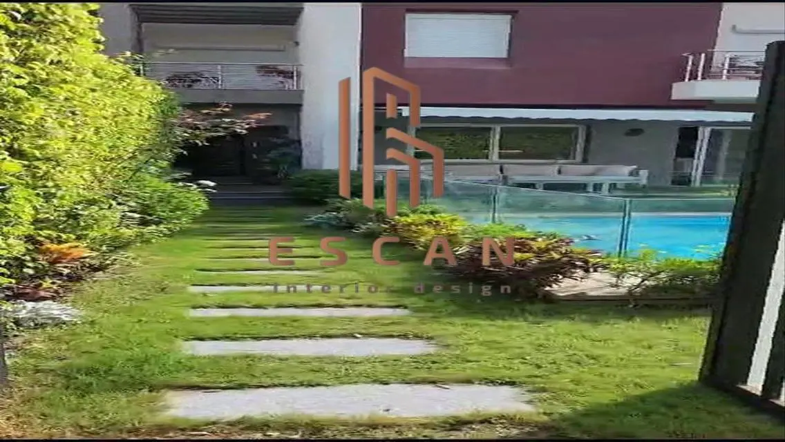 فيلا فاخرة للبيع بإطلالة ساحرة