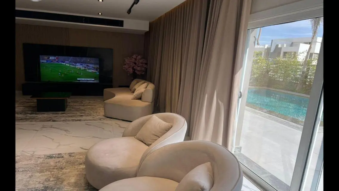 Luxury Villa with Private Garden and Pool