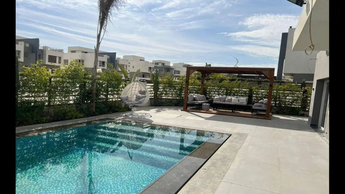 Luxury Villa with Private Garden and Pool