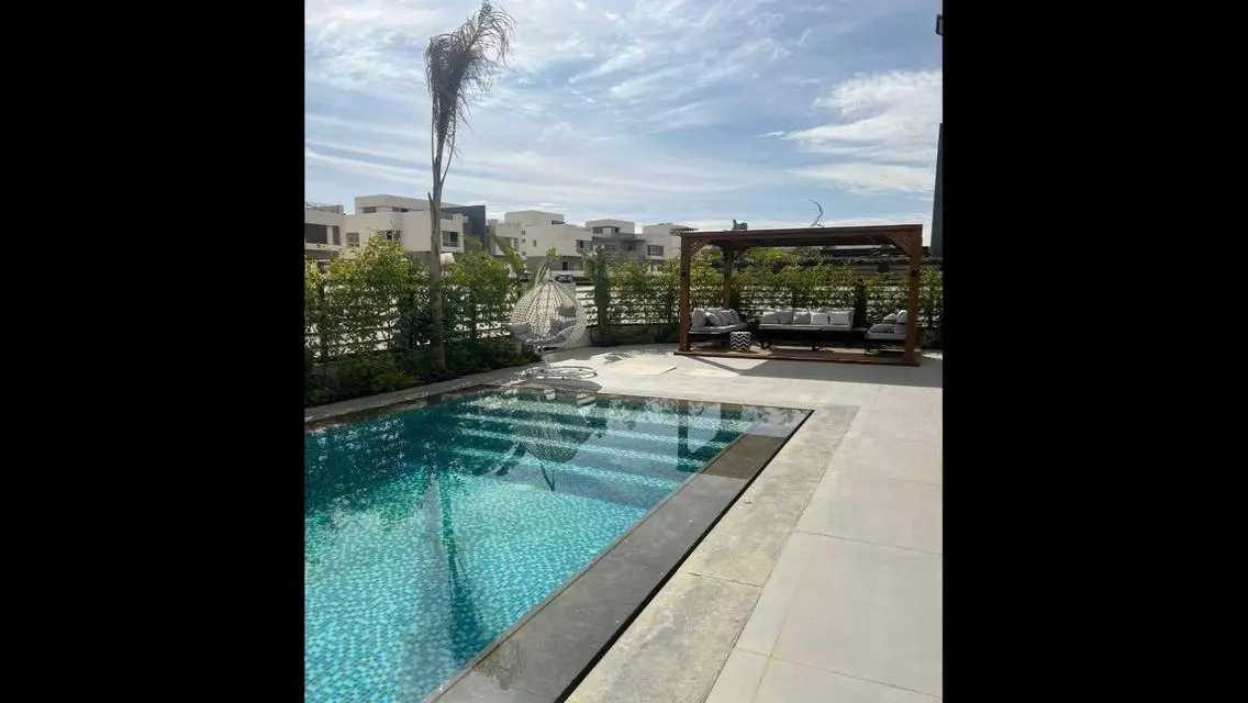 Luxury Villa with Private Garden and Pool