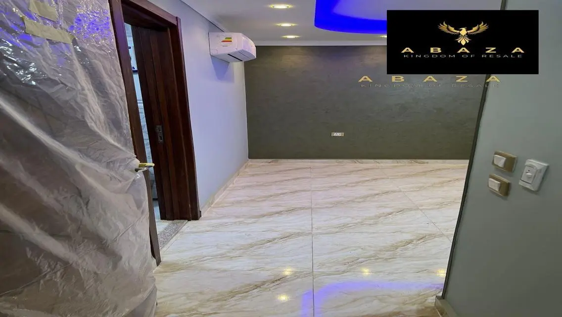 شقه للبيع في ذا سكوير 172م متشطبة بافضل مكان