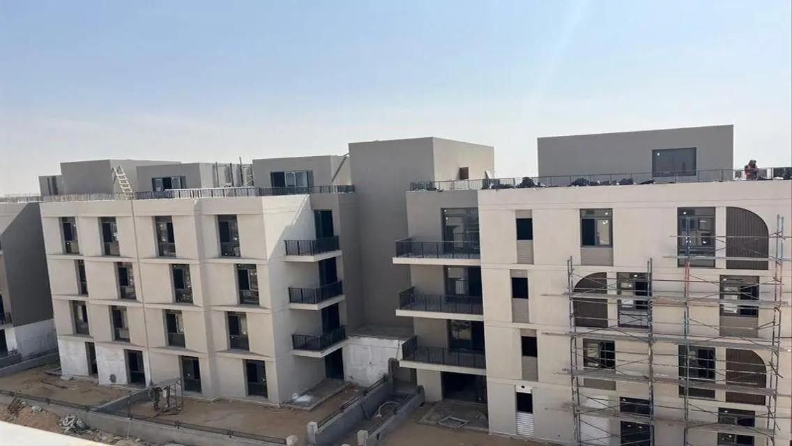 Ready to move lowest simi-finish apartment in Vye