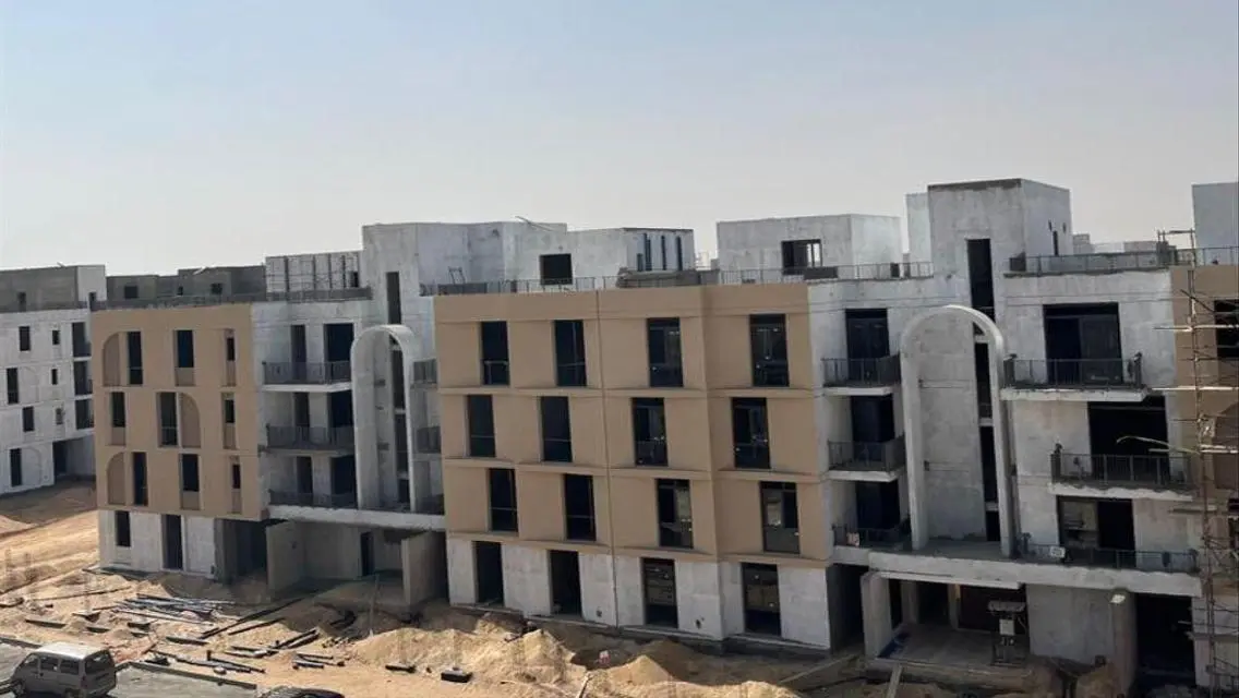 Ready to move lowest simi-finish apartment in Vye