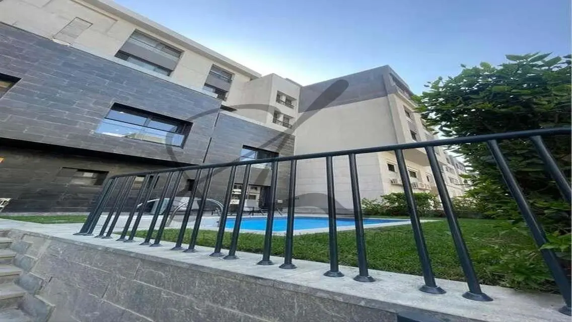 فيلا رائعة بموقع متميز قريبة من الجامعة الأمريكية