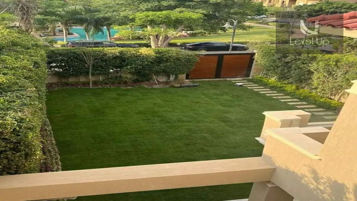 Ground apartment with garden for sale, Saray