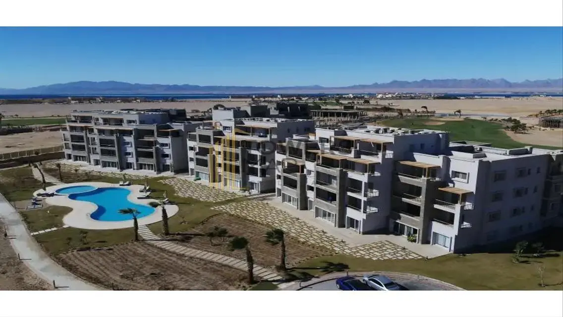 Luxury Apartment for Sale with Stunning Lake View
