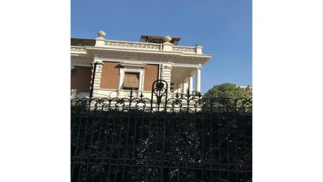 Beautiful historic palace in the capital, for sale