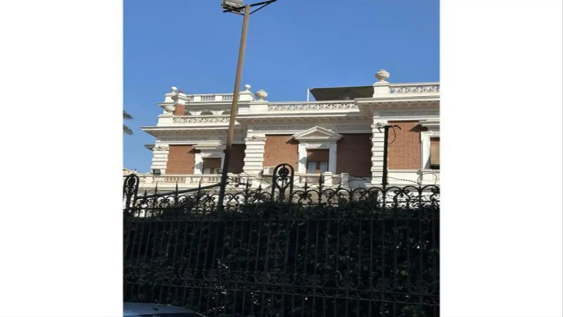 Beautiful historic palace in the capital, for sale