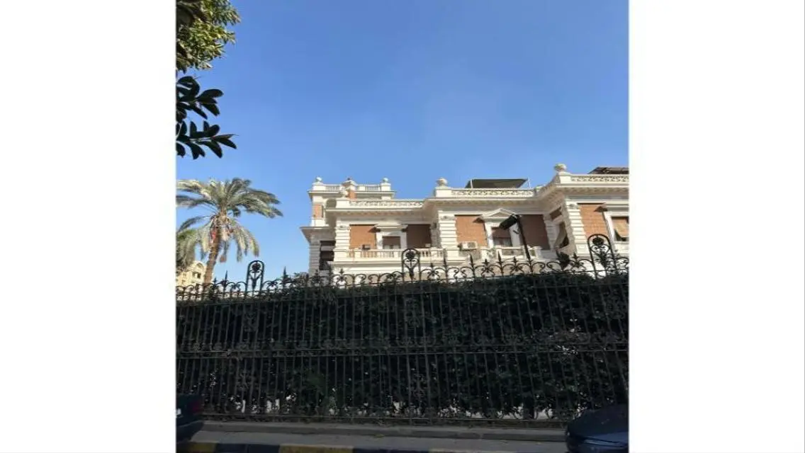 Beautiful historic palace in the capital, for sale