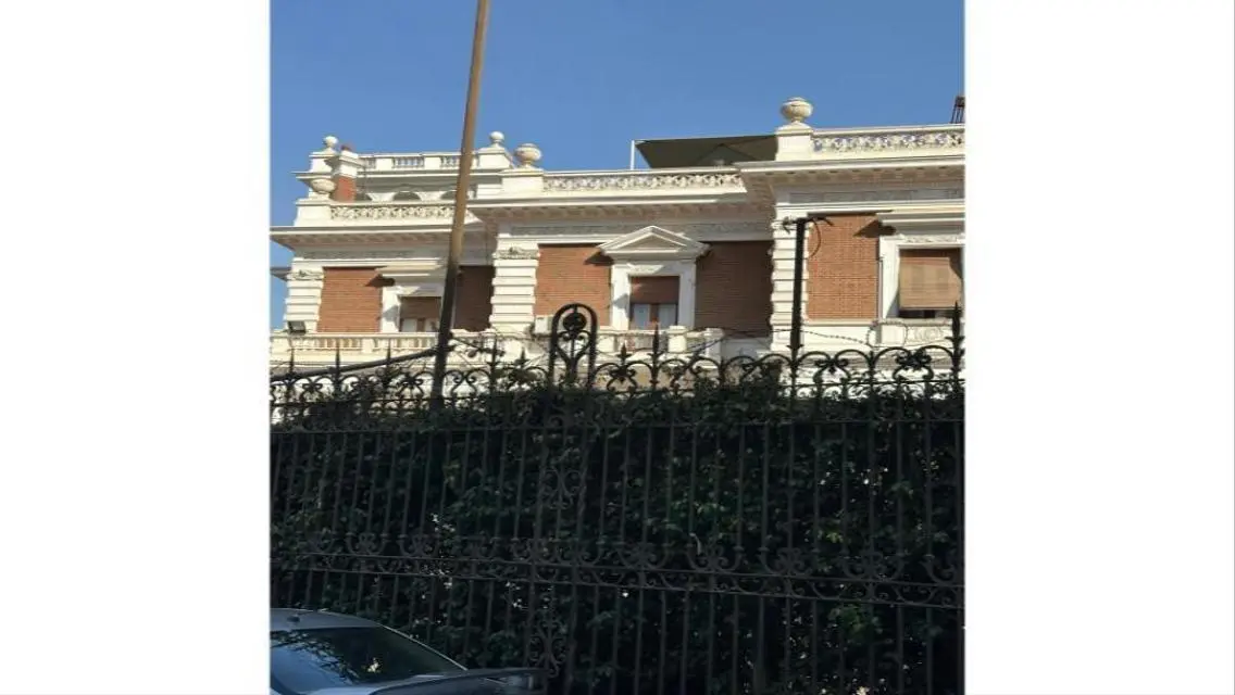 Beautiful historic palace in the capital, for sale
