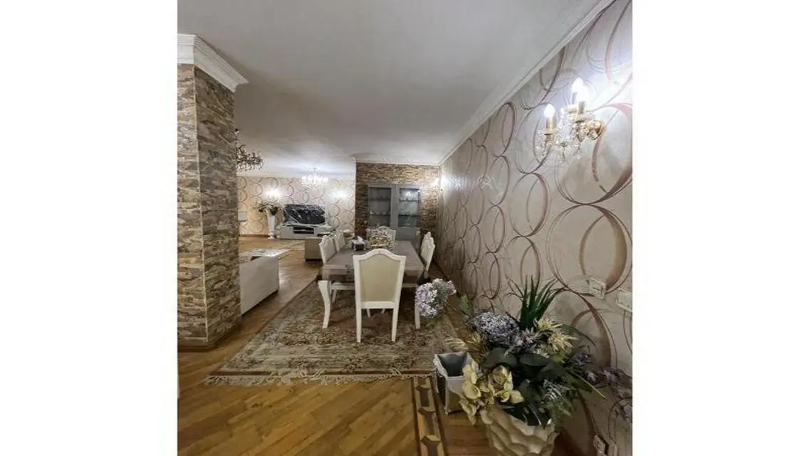 شقه 300m فاخره مفروشه بجوار شيراتون سعر مميزعالنيل