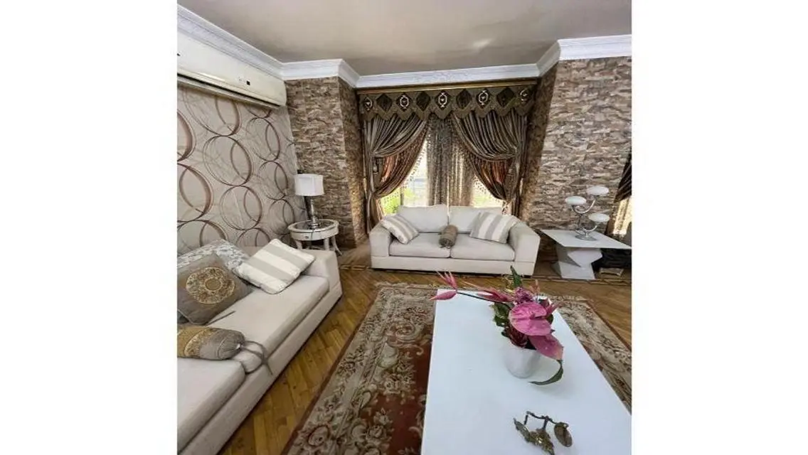 شقه 300m فاخره مفروشه بجوار شيراتون سعر مميزعالنيل