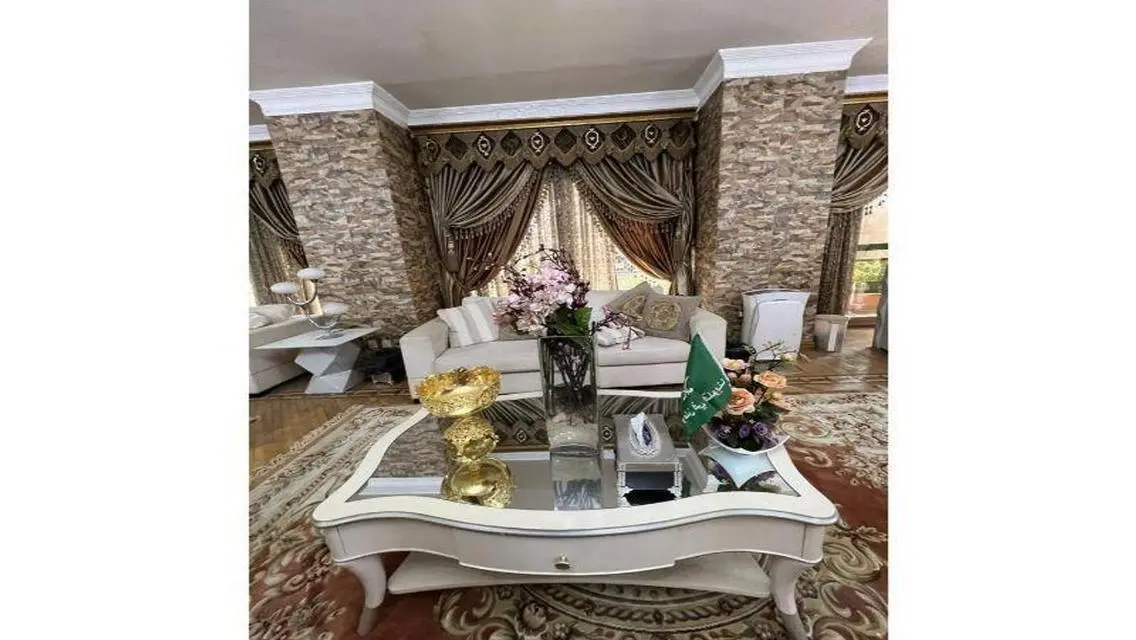 شقه 300m فاخره مفروشه بجوار شيراتون سعر مميزعالنيل