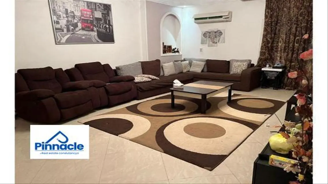 Apartment overlooking the garden - fully furnished