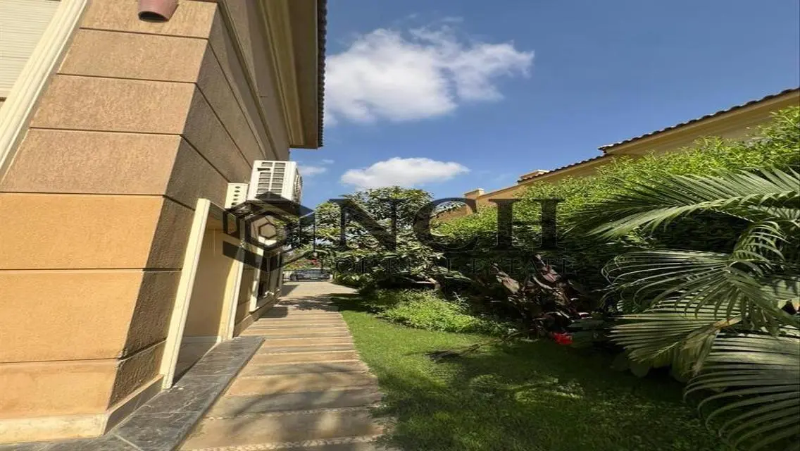 LUXURY STANDALONE VILLA FOR RENT, IN STONE PARK.