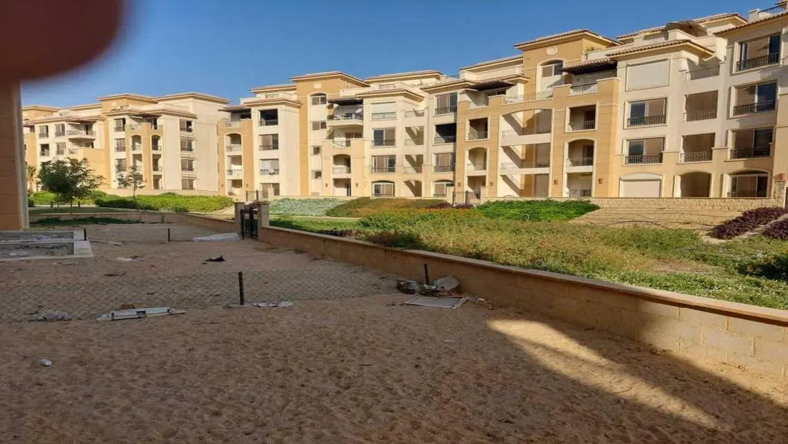 Apt with garden in Stone Residence Landscape View
