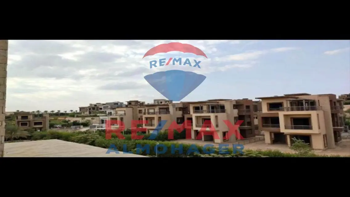 Luxury Villa with Spacious Area and Premium Amenities