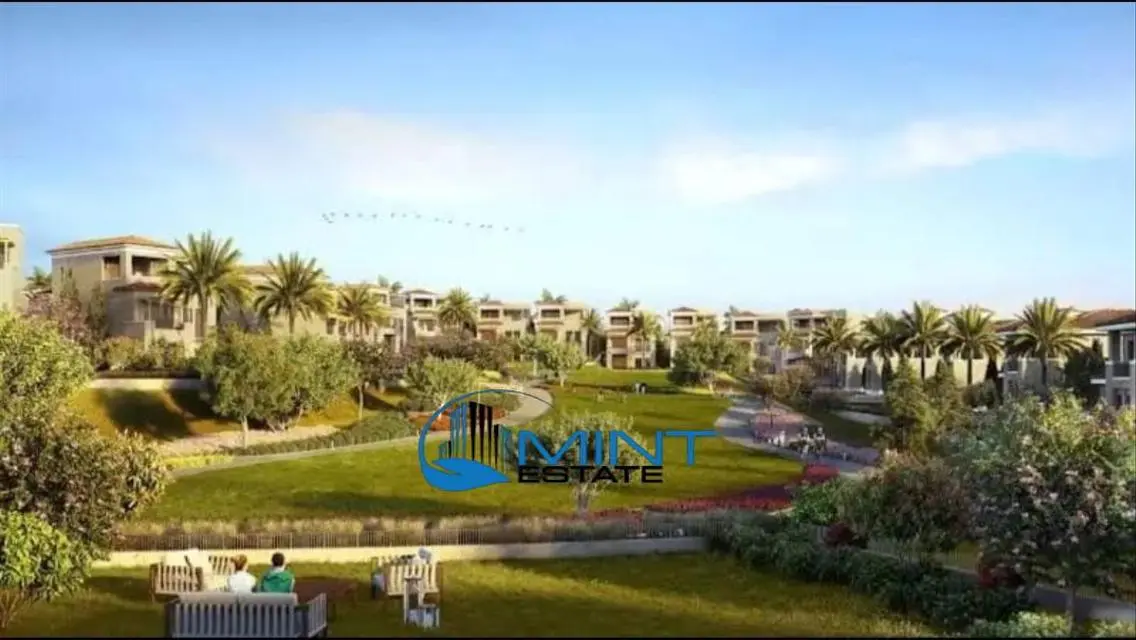 ڤيلا تطل على مساحات خضراء في اب تاون