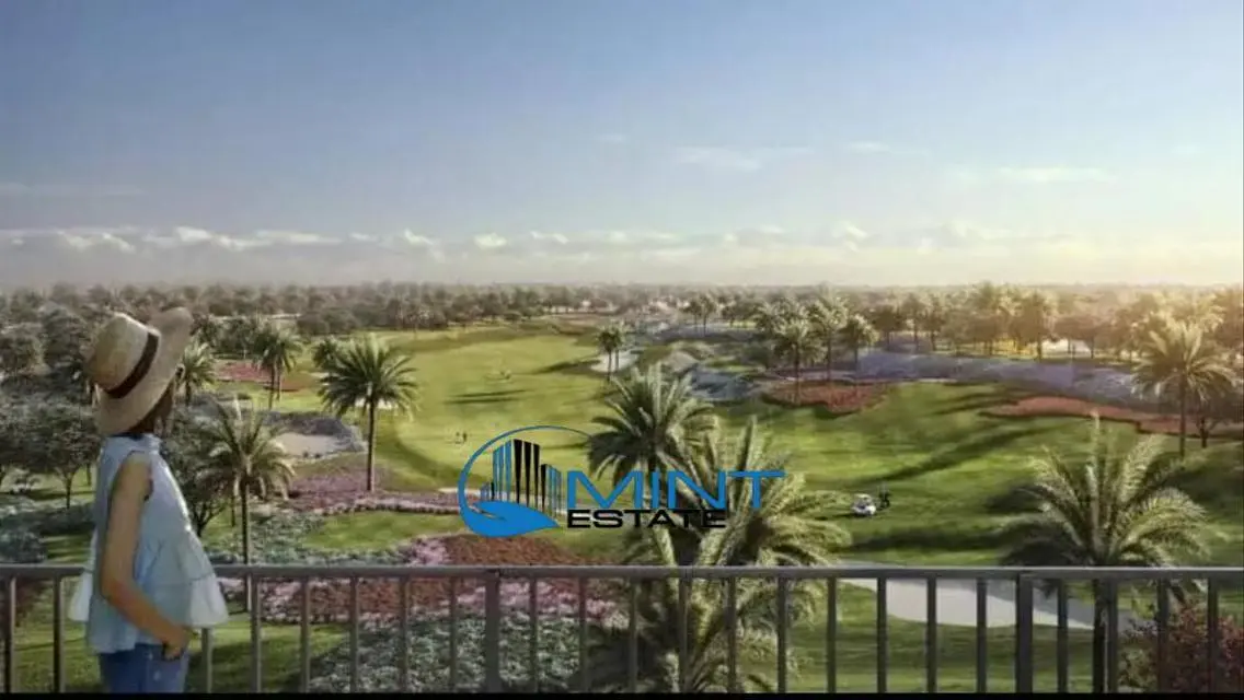 ڤيلا تطل على مساحات خضراء في اب تاون