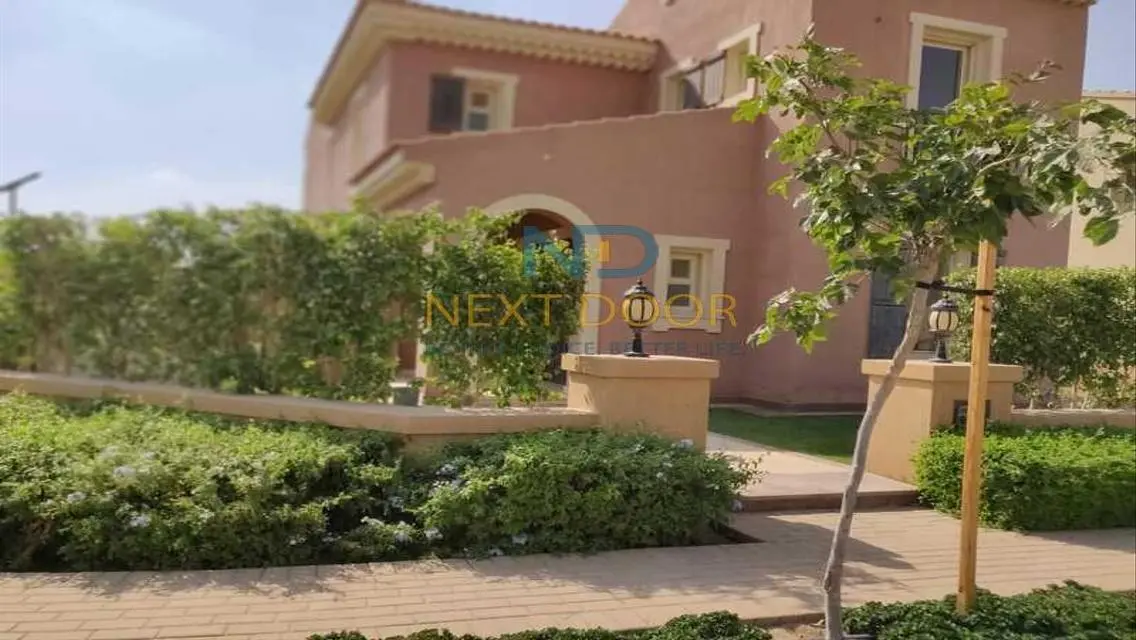 Ultra Super Lux Twin House for Rent Semi Furnished