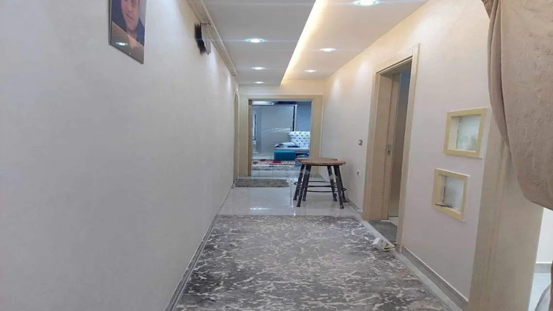 Apartment for rent with hotel furniture 