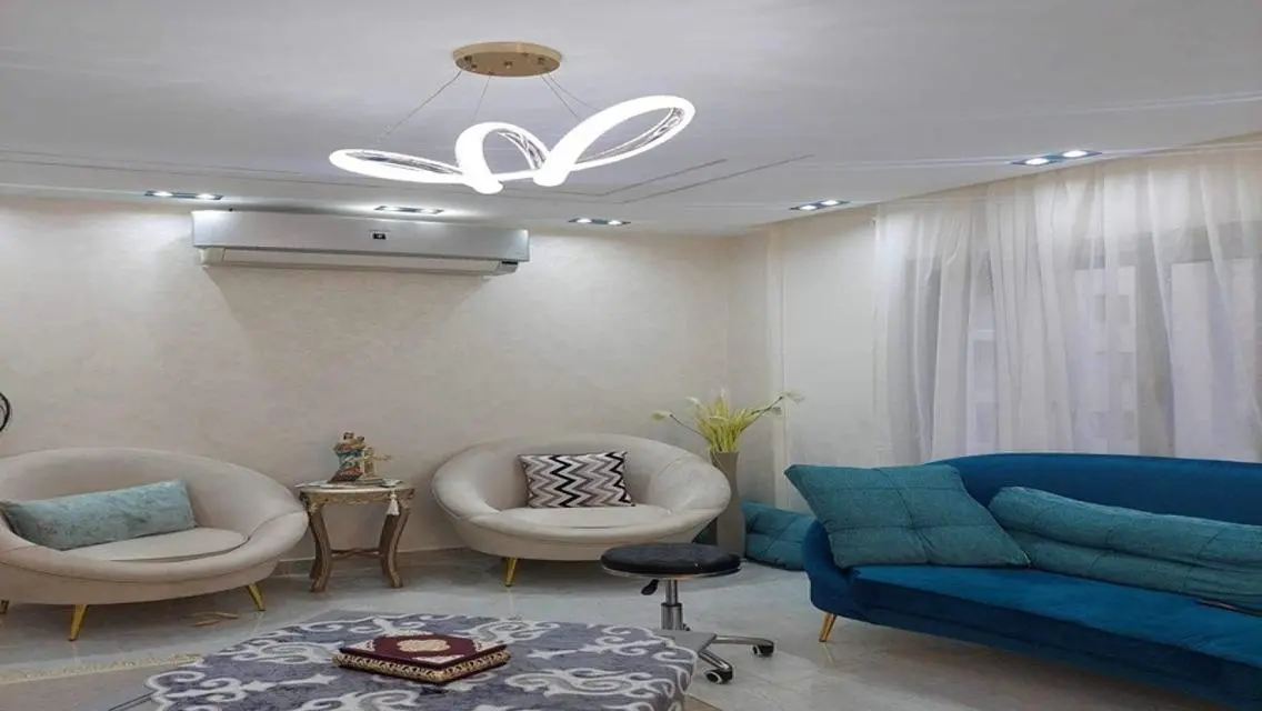 Apartment for rent with hotel furniture 