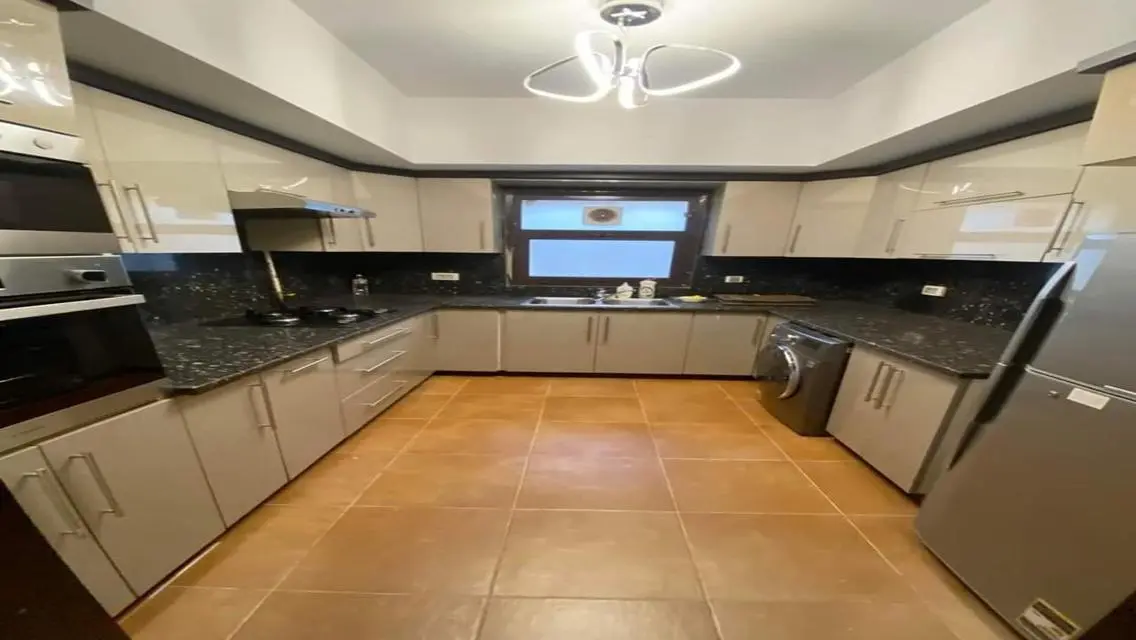 Large area apartment, lowest price, 4 rent, Mivida