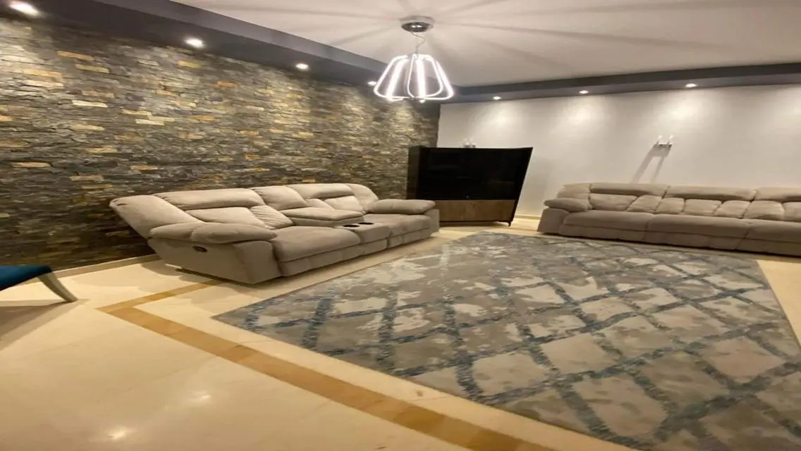 Large area apartment, lowest price, 4 rent, Mivida