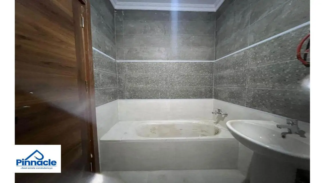 Apartment for sale, first residence, in Promenade