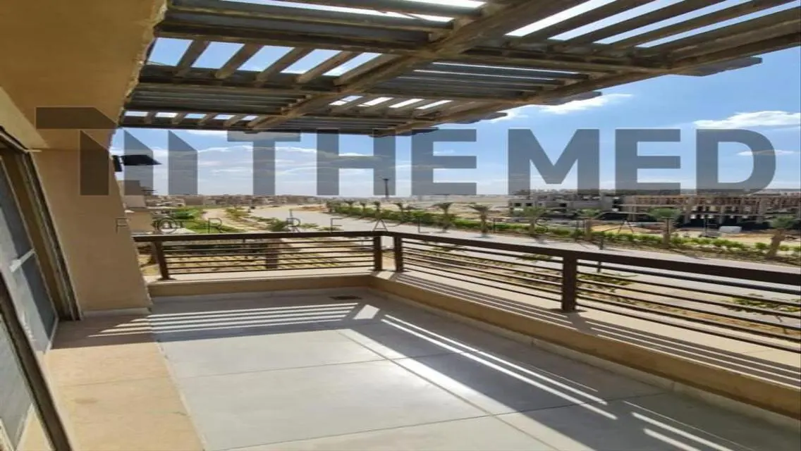 شقة فاخرة تطل على ملعب جولف