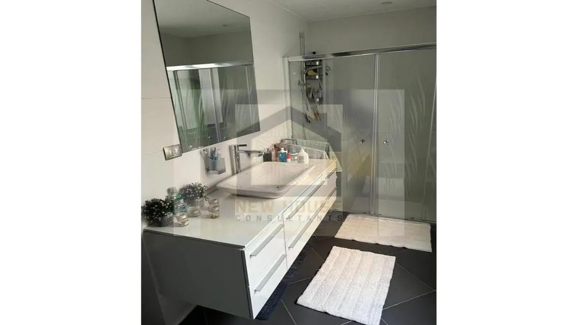 Prime location Fully Finished Apartment Waterway