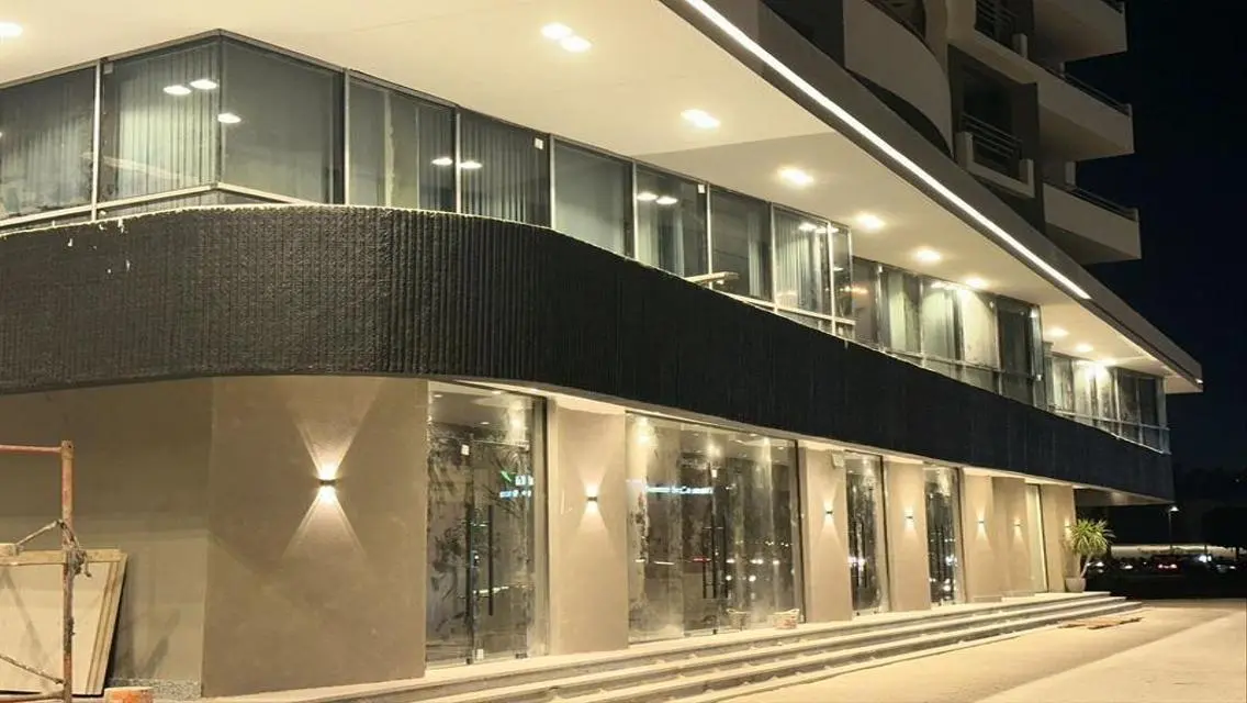 محل للبيع فورى متشطب على شارع طه حسين مباشرة