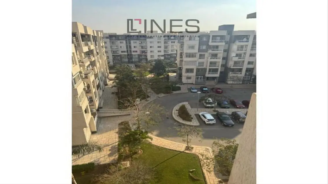 Apartment 140 m for rent, first residence