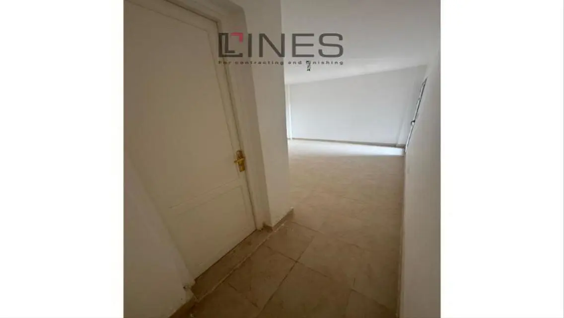 Apartment 140 m for rent, first residence