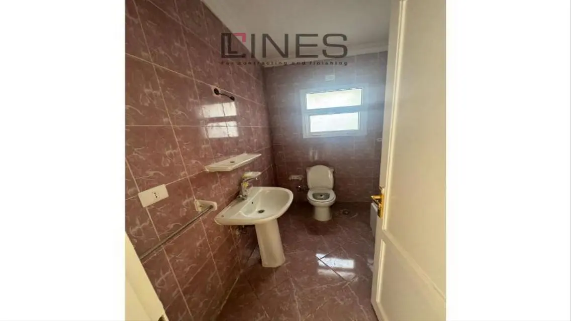 Apartment 140 m for rent, first residence