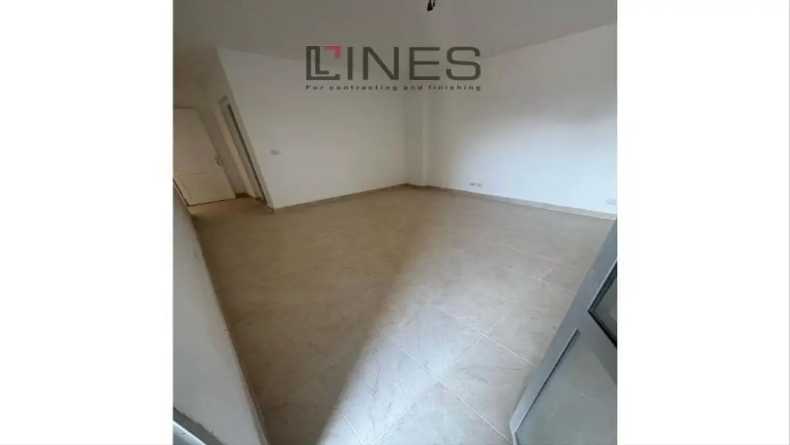 Apartment 140 m for rent, first residence