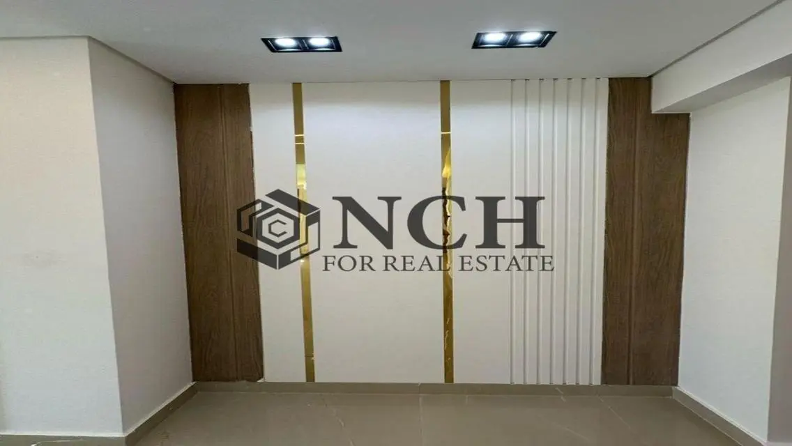 Penthouse Semi Furnished RENT - View Majestic Lake