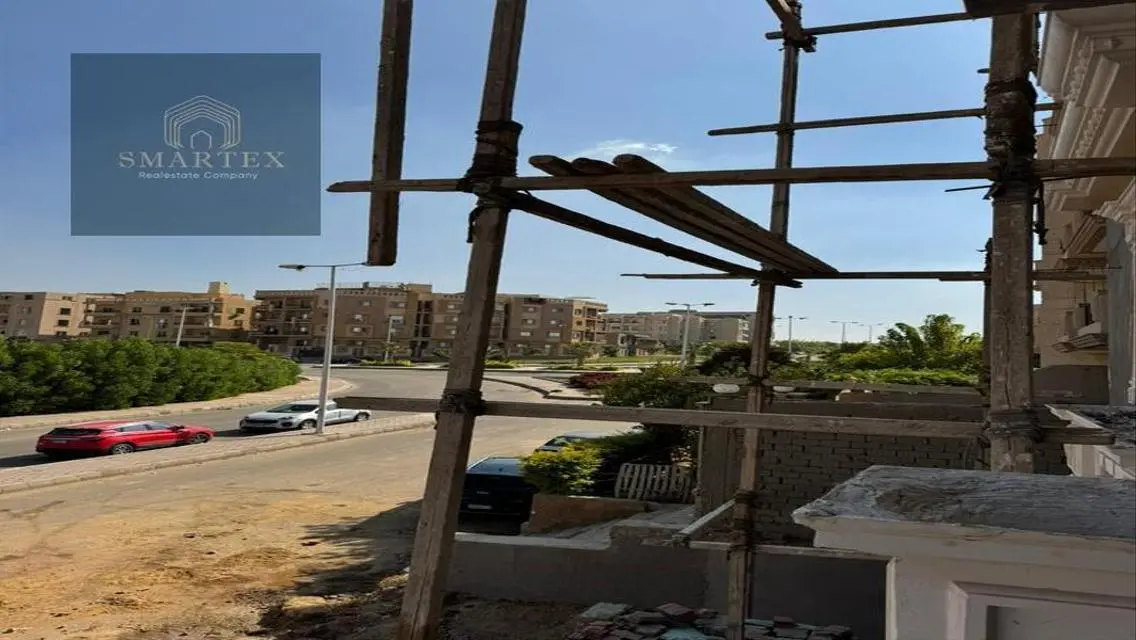 شقة ارضي 200 متر بجاردن ومدخل خاص