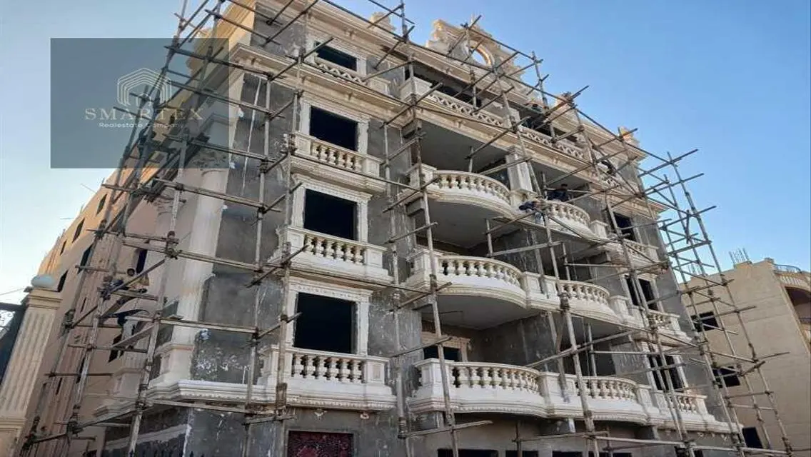 شقة ارضي 200 متر بجاردن ومدخل خاص