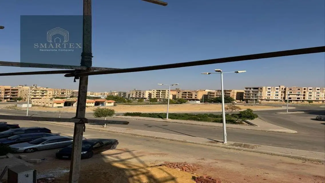 شقة ارضي 200 متر بجاردن ومدخل خاص