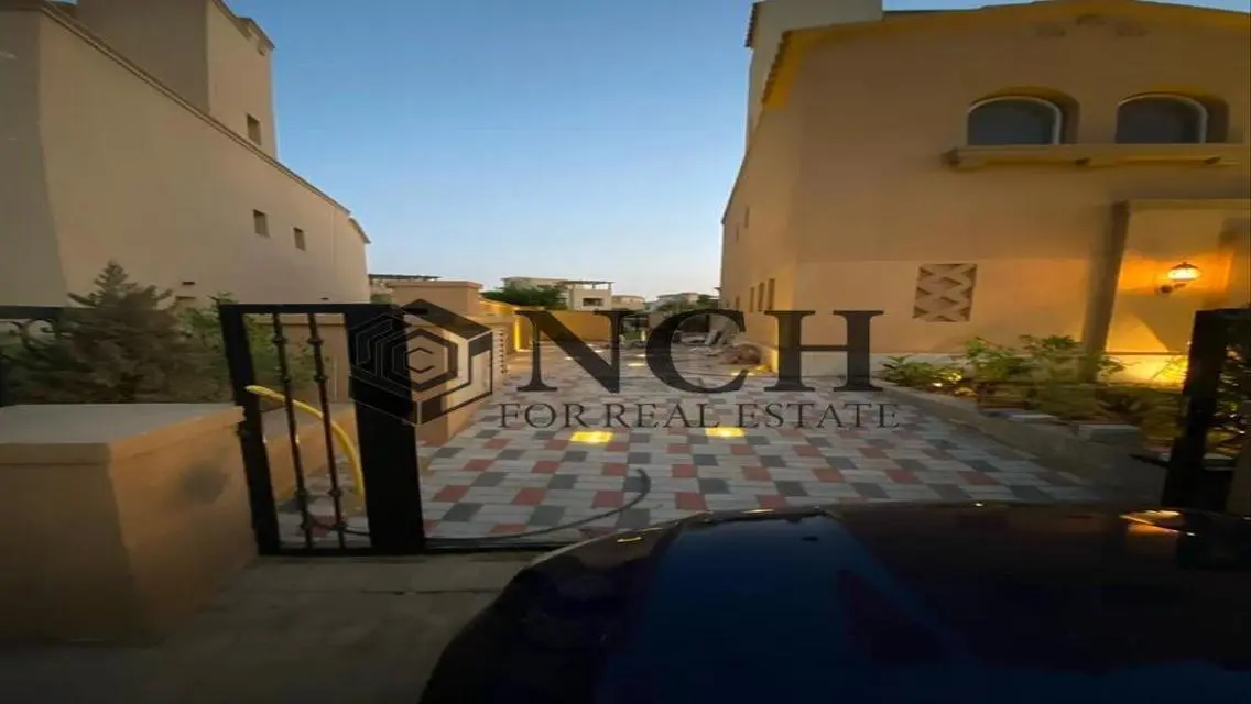 TWIN HOUSE 330M FOR SALE IN MIVIDA,PRIME LOCATION.