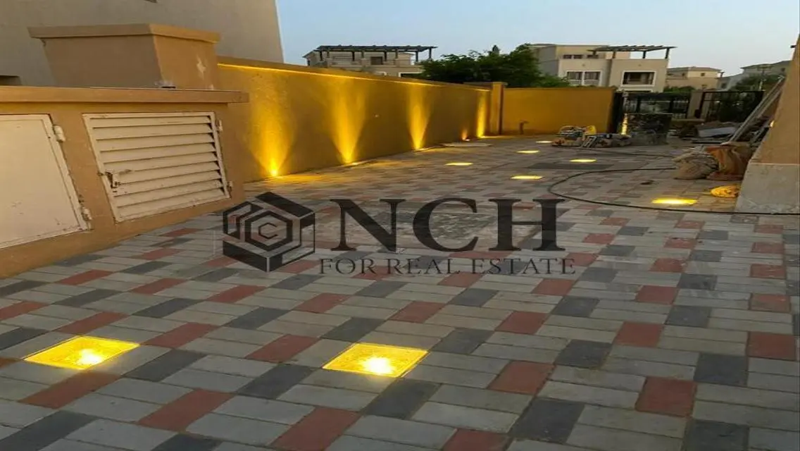 TWIN HOUSE 330M FOR SALE IN MIVIDA,PRIME LOCATION.