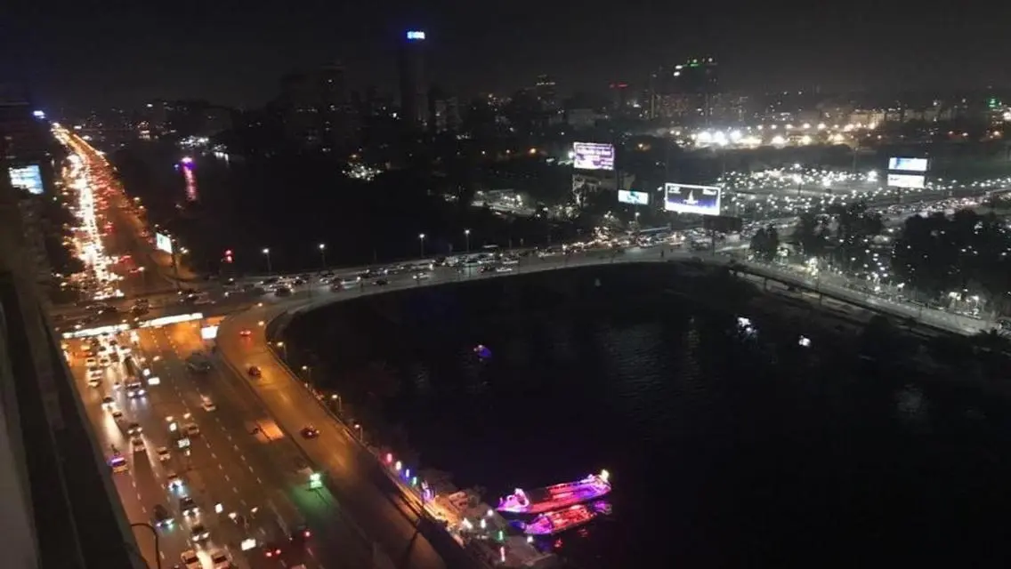 شقة للبيع بنوراما على النيل ارقي برج فندقي بالجراج