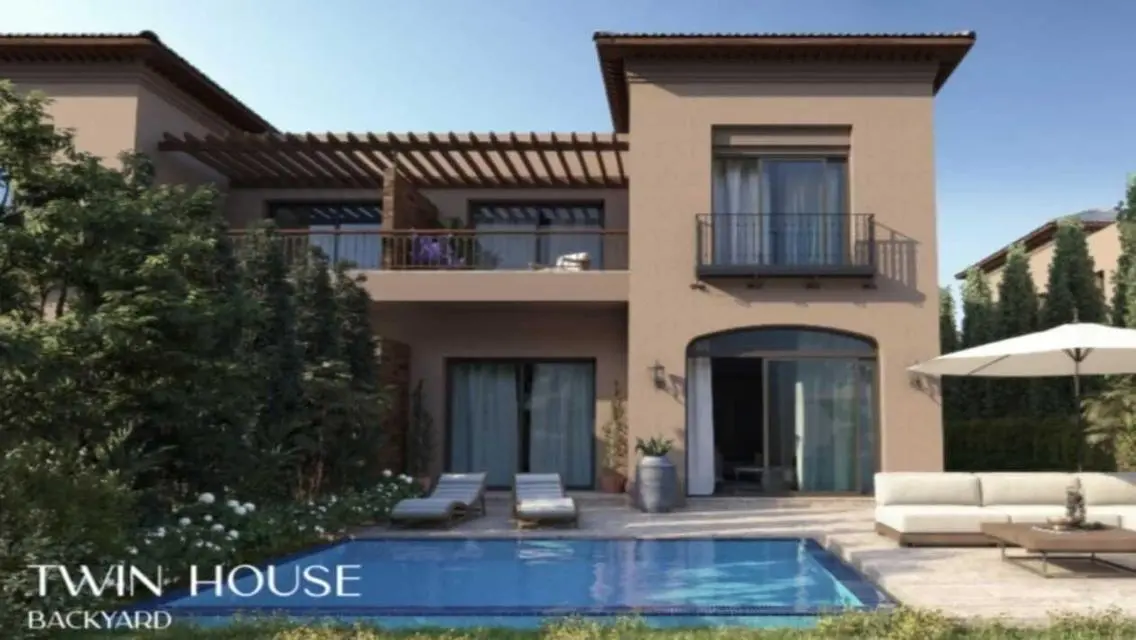 Luxury Villa nearly delivery best location over 8y