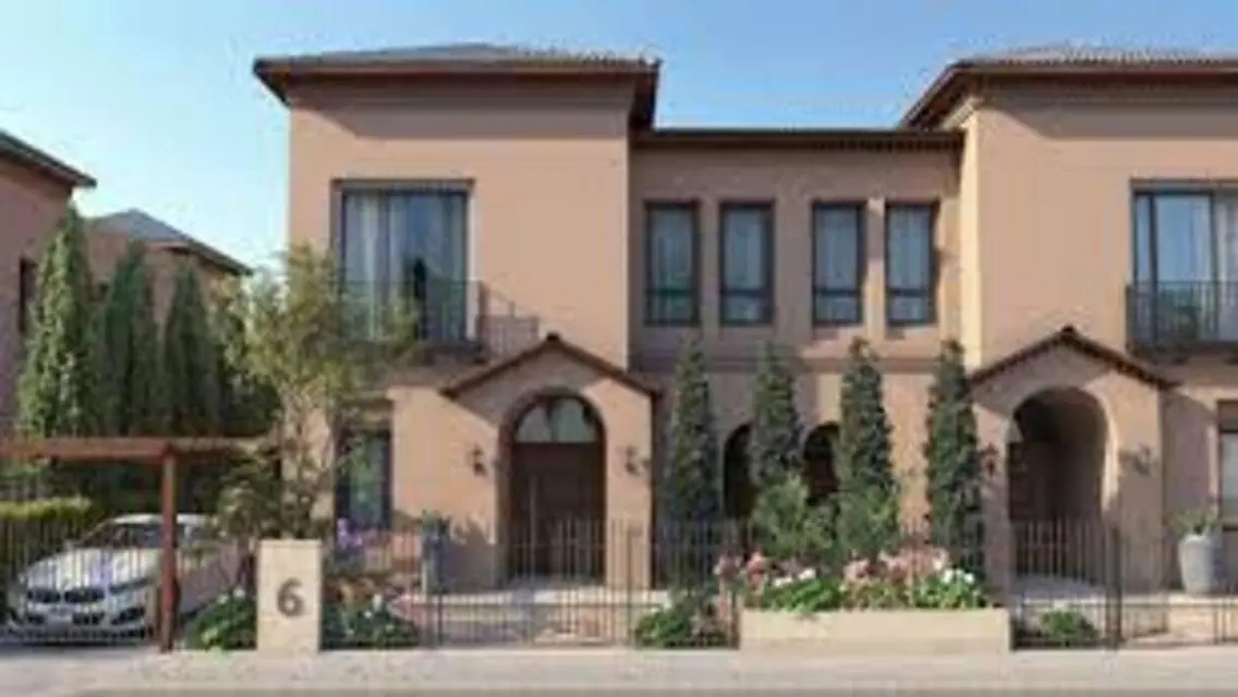 Luxury Villa nearly delivery best location over 8y