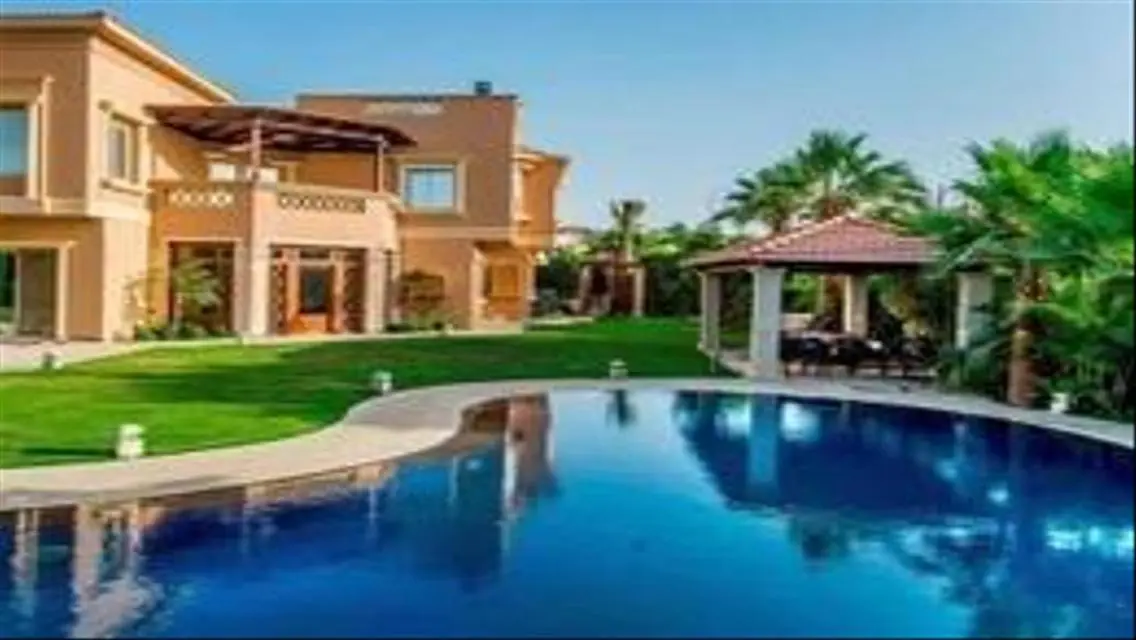 Villa for sale 388m in Swan Lake, New Cairo